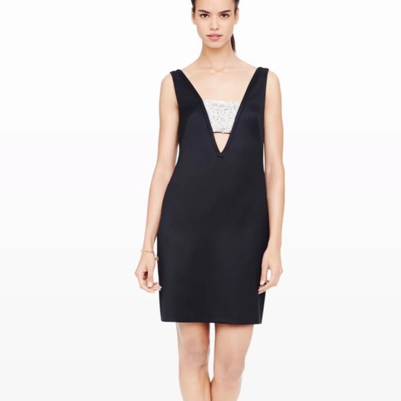 Club Monaco Dresses & Skirts - NWT Club Monaco, size 4, Classic Little Black Dress